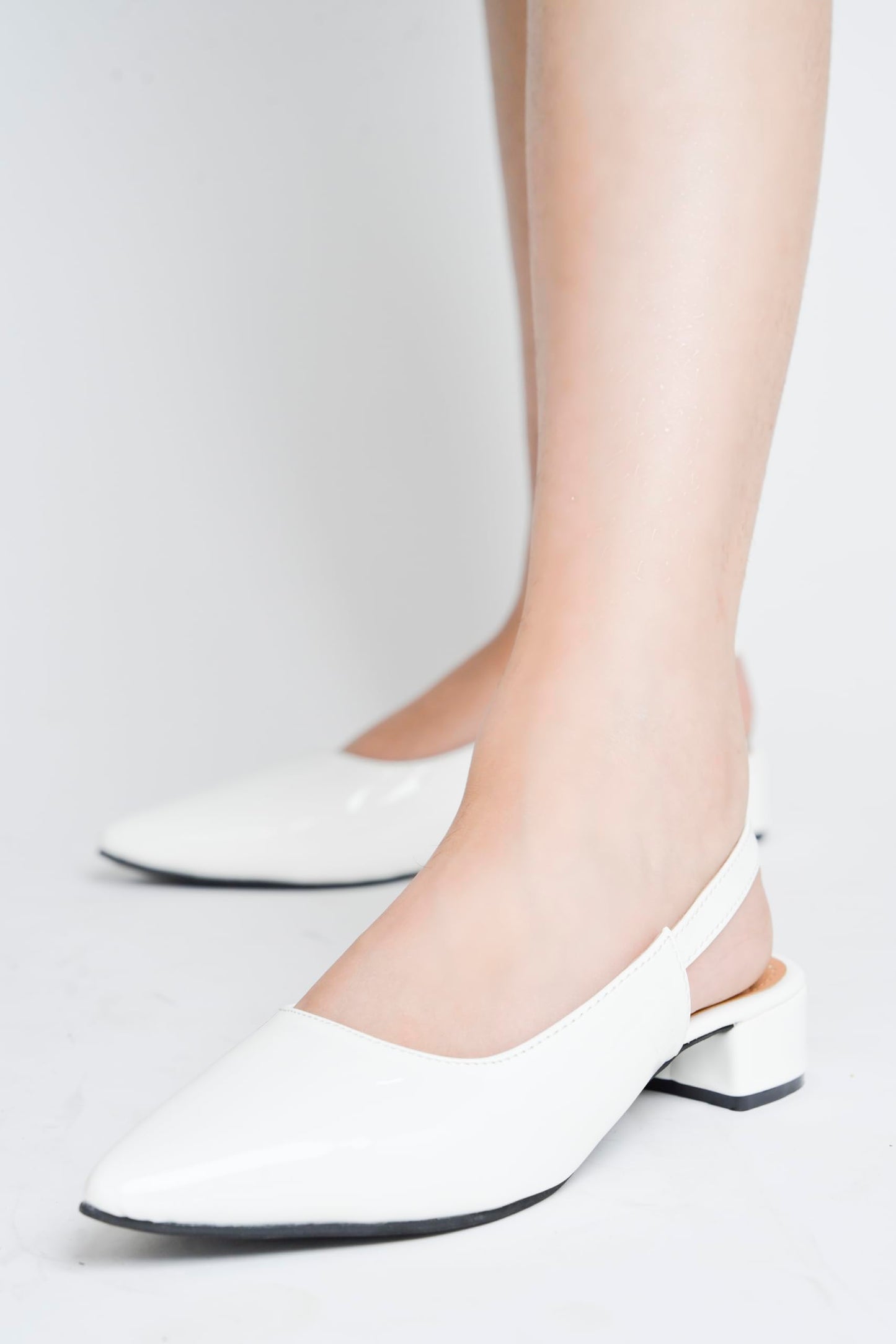 Shoetopia Solid Pointed Toe White Pumps For Women & Girls /EU41