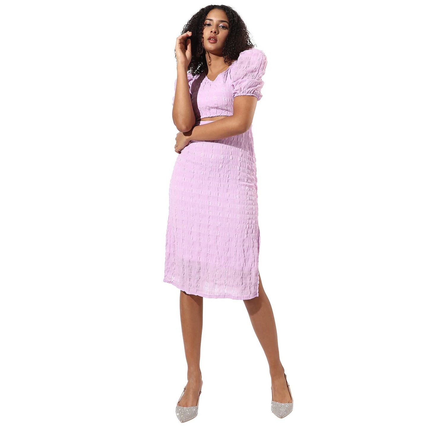 Campus Sutra Women's Solid Lavender Short Sleeve Midi Length Regular Fit Dress for Casual Wear | V Neck Dress Crafted with Comfort Fit and High Performance for Everyday Wear