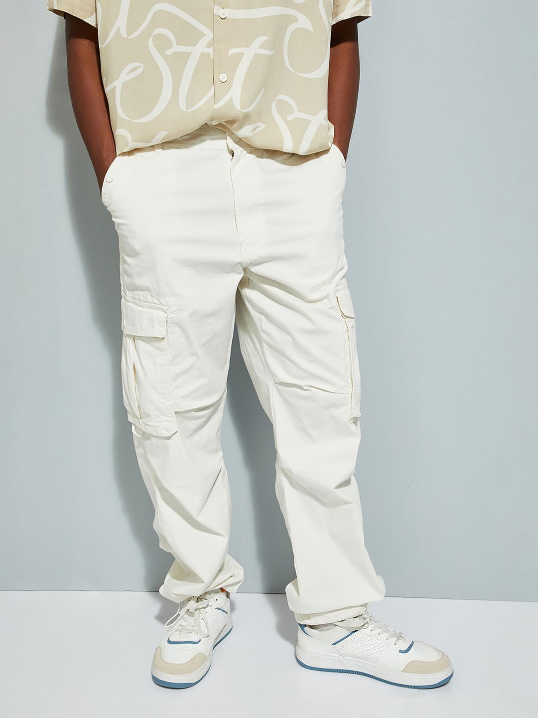 Max Men Mid Rise URB_N Relaxed Fit Parachute Cargo Pants (Off White_34)
