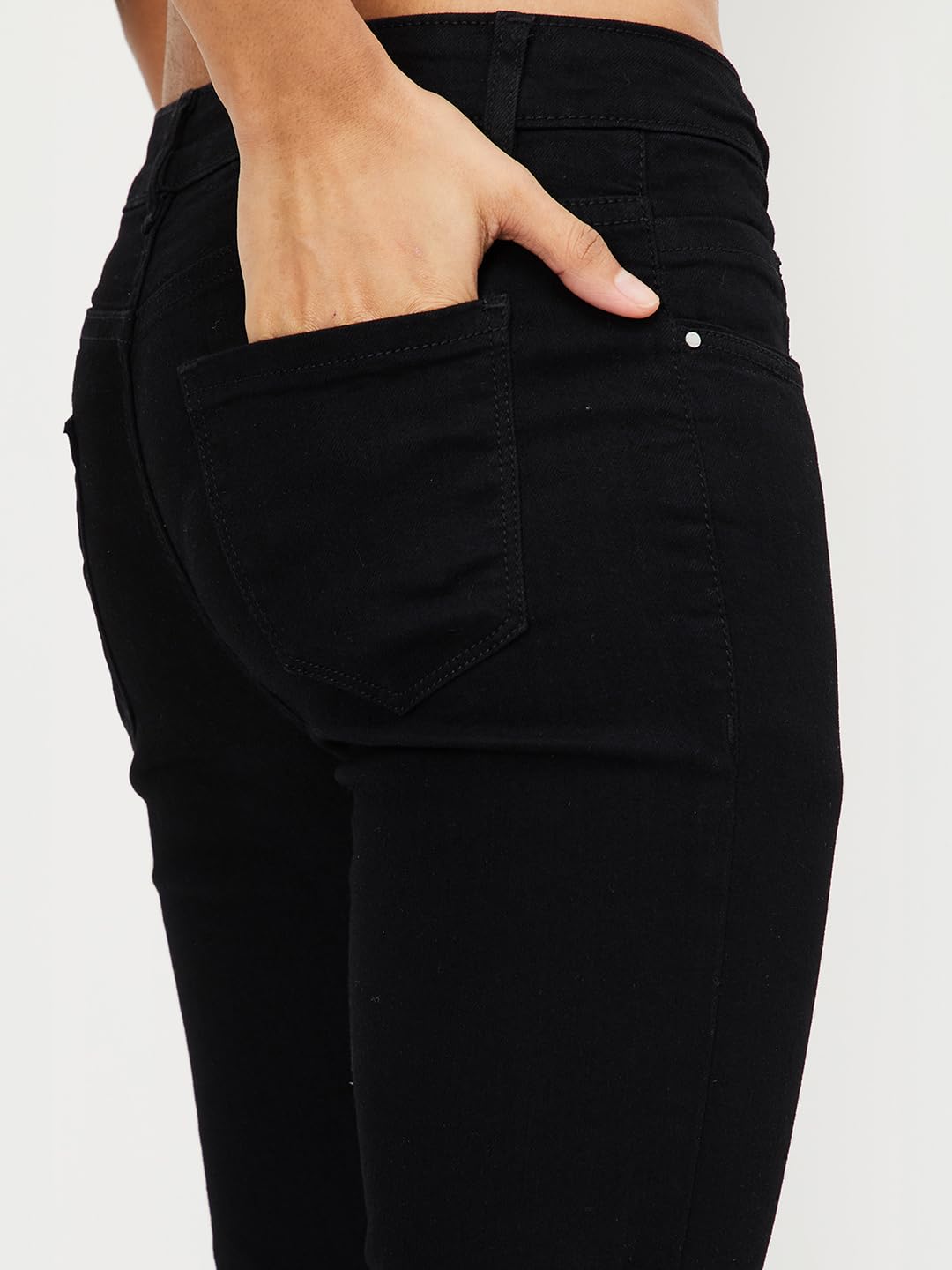 Max Women's Slim Fit Solid Ankle Grazer Jeans Black