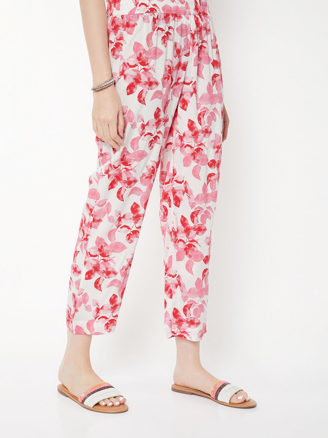 Max Women Floral Print Straight Pants (Off White_S)