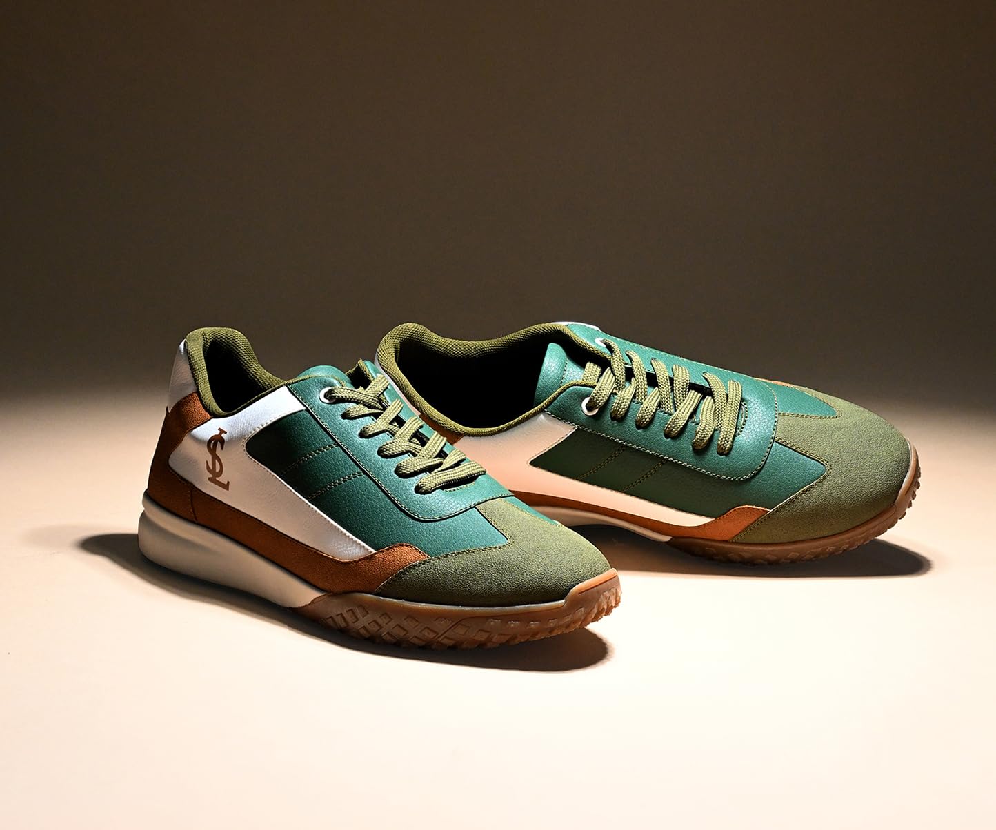 LOUIS STITCH White and Tan Sneaker for Men | Comfortable Sneaker | LSP-SNK-AVI004 | UK-9