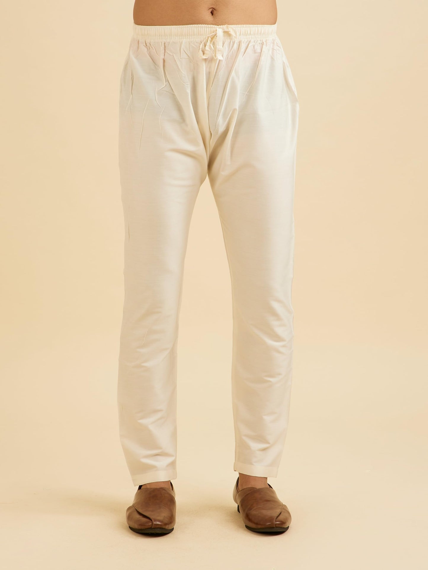 Manyavar Men's Viscose Blend Neck Embroidery Kurta Set (Wine,XL)