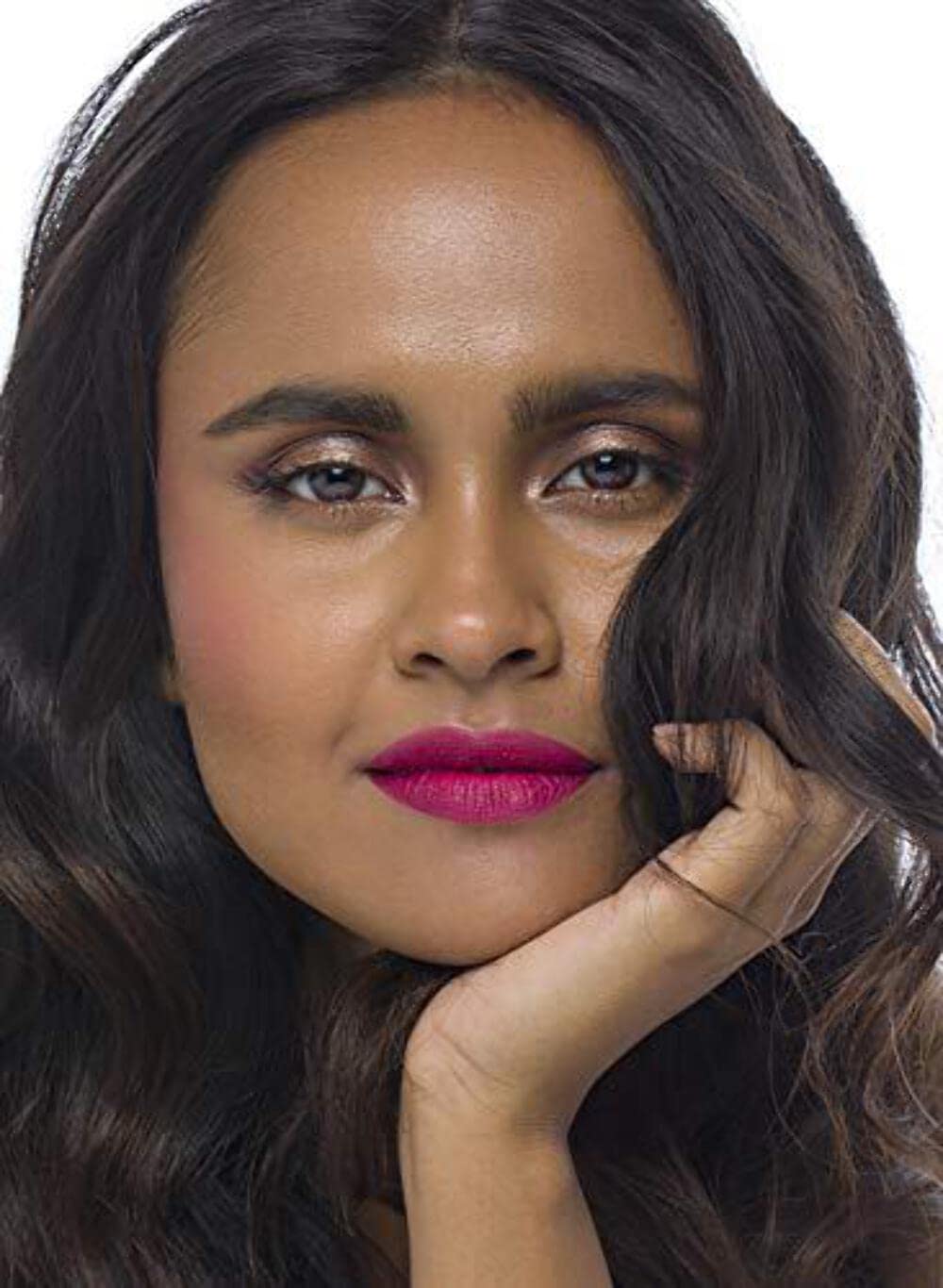 SUGAR Cosmetics Mettle Satin Lipstick | Highly Pigmented & Silky Matte Finish | Creamy Texture | Mango Butter Infused | 2.2 gm - 09 Charlotte (True Blue Red)