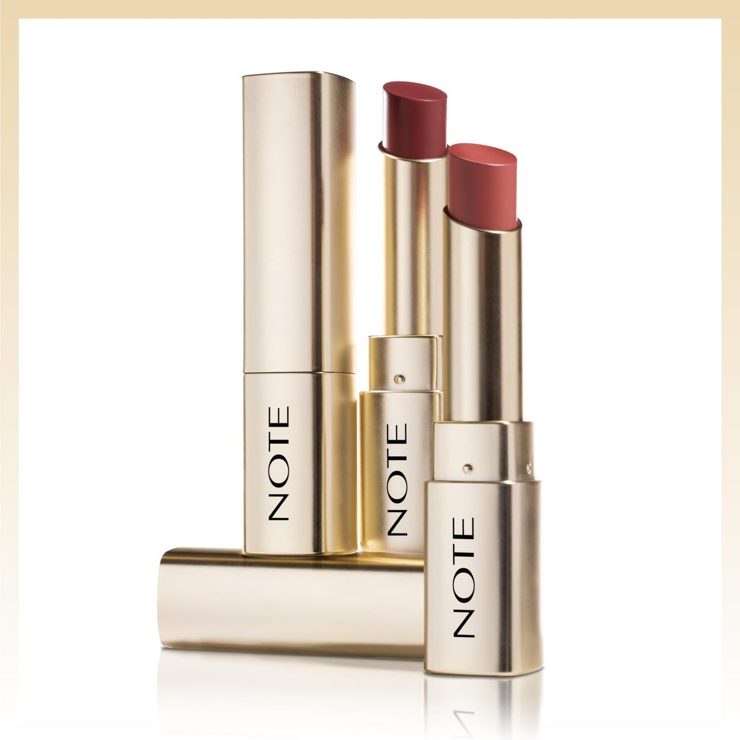 Note ICONIC MATTE LIPSTICK 111