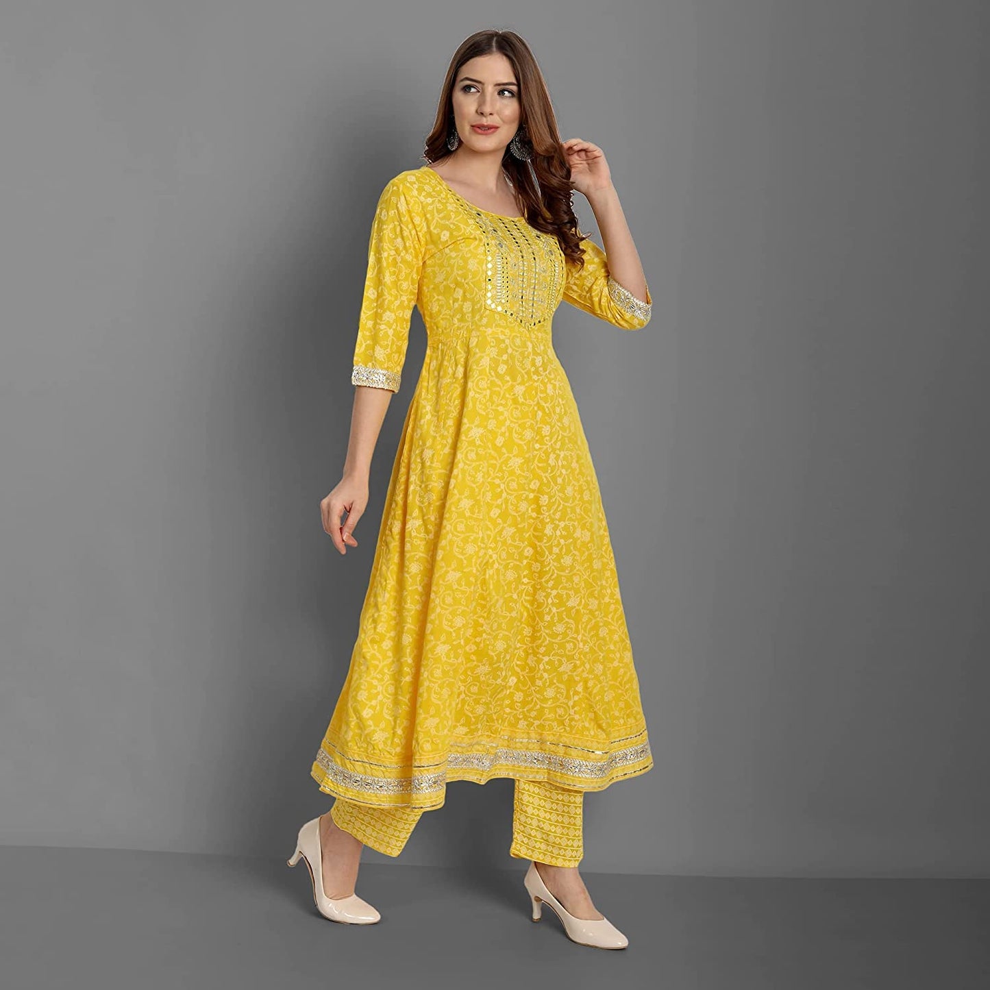 Rangnavi Women Rayon Anarkali Embroidered Printed Anarkali Salwar Kameez XL