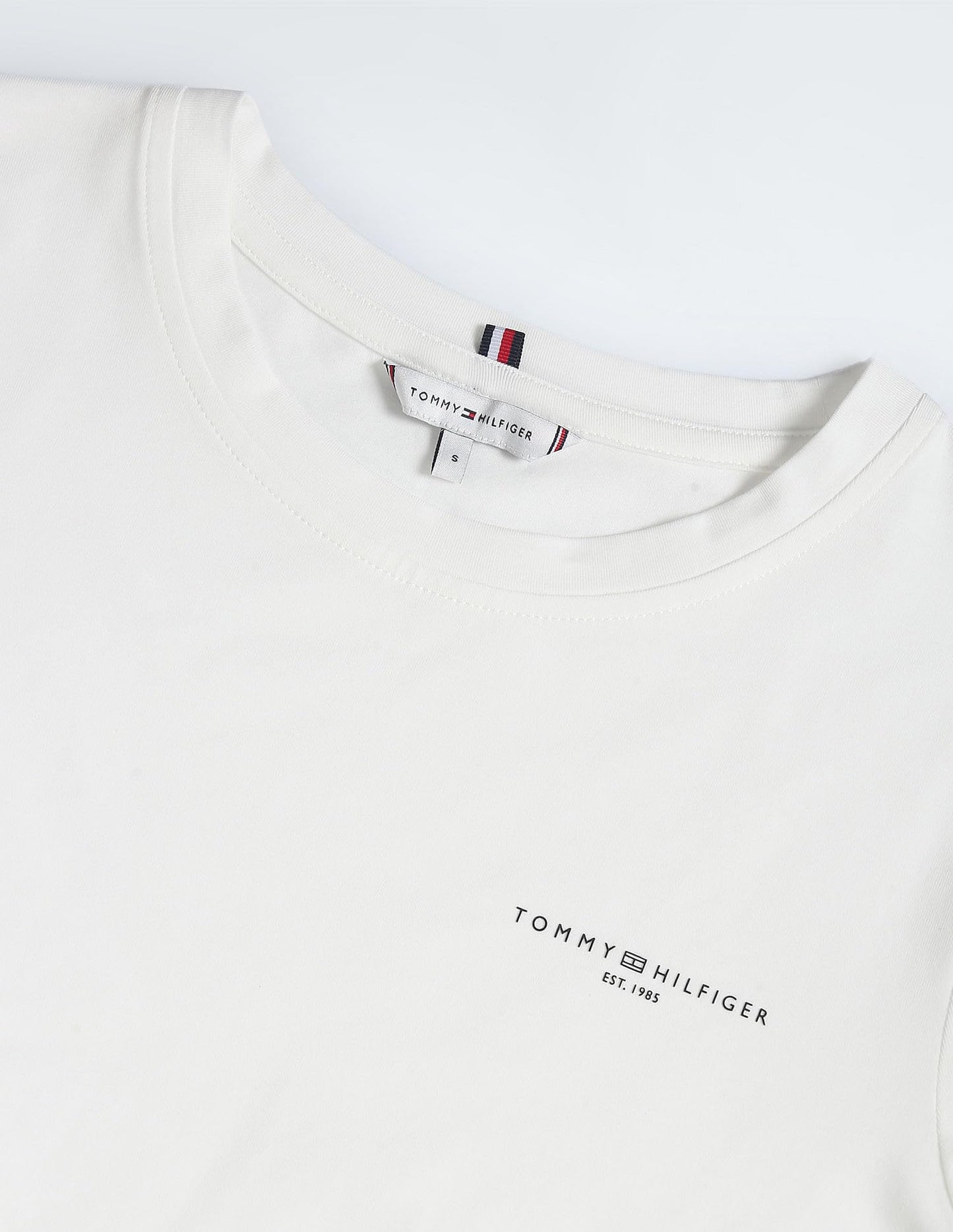 Tommy Hilfiger Womens White Color T-Shirt (0)