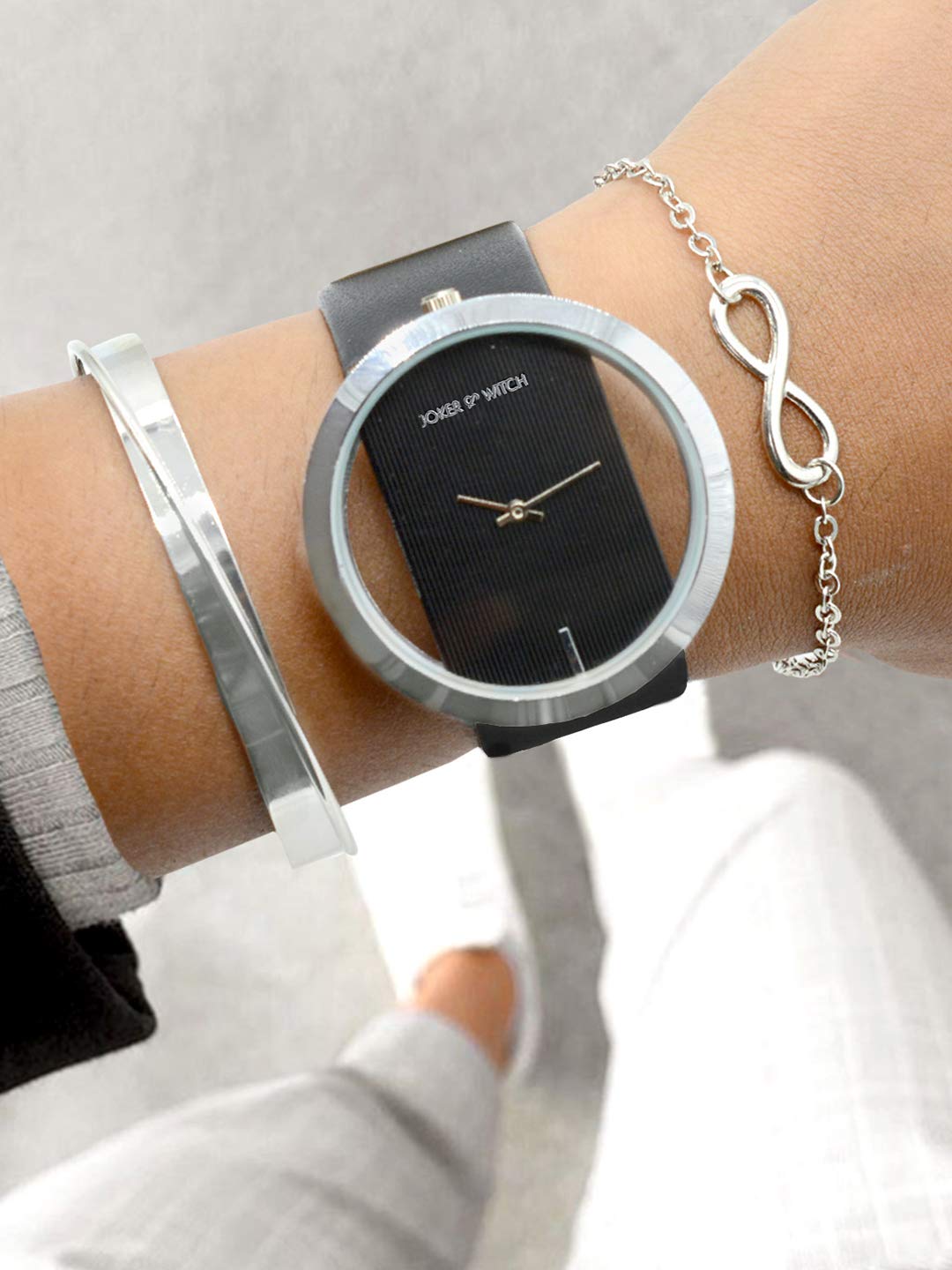 Joker & Witch Polyurethane Formal Analogue Black Dial Women Watch With Bracelet (Black Dial Black Colored Strap), Black Band