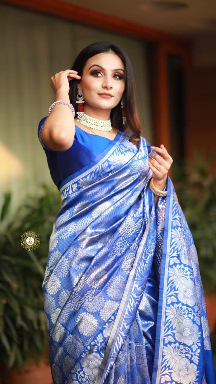 SGF11- Women's Kanjivaram Soft Silk Saree With Blouse Piece (Royal Blue)