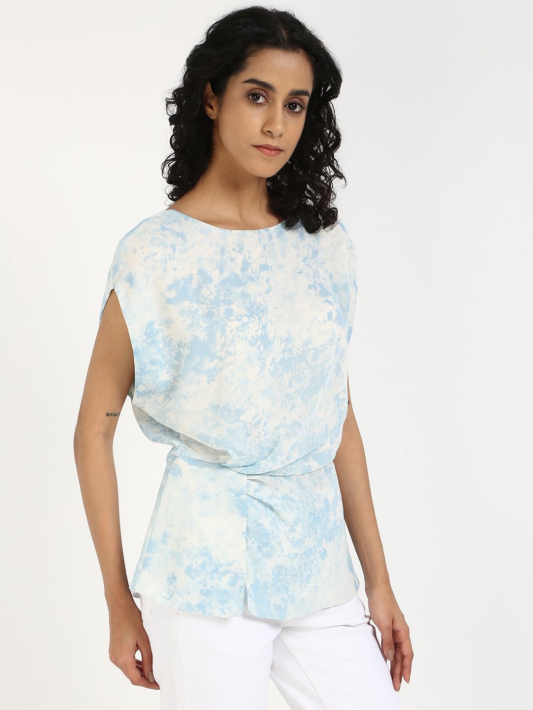 Calvin Klein Jeans Women's 0 Regular Fit T-Shirt