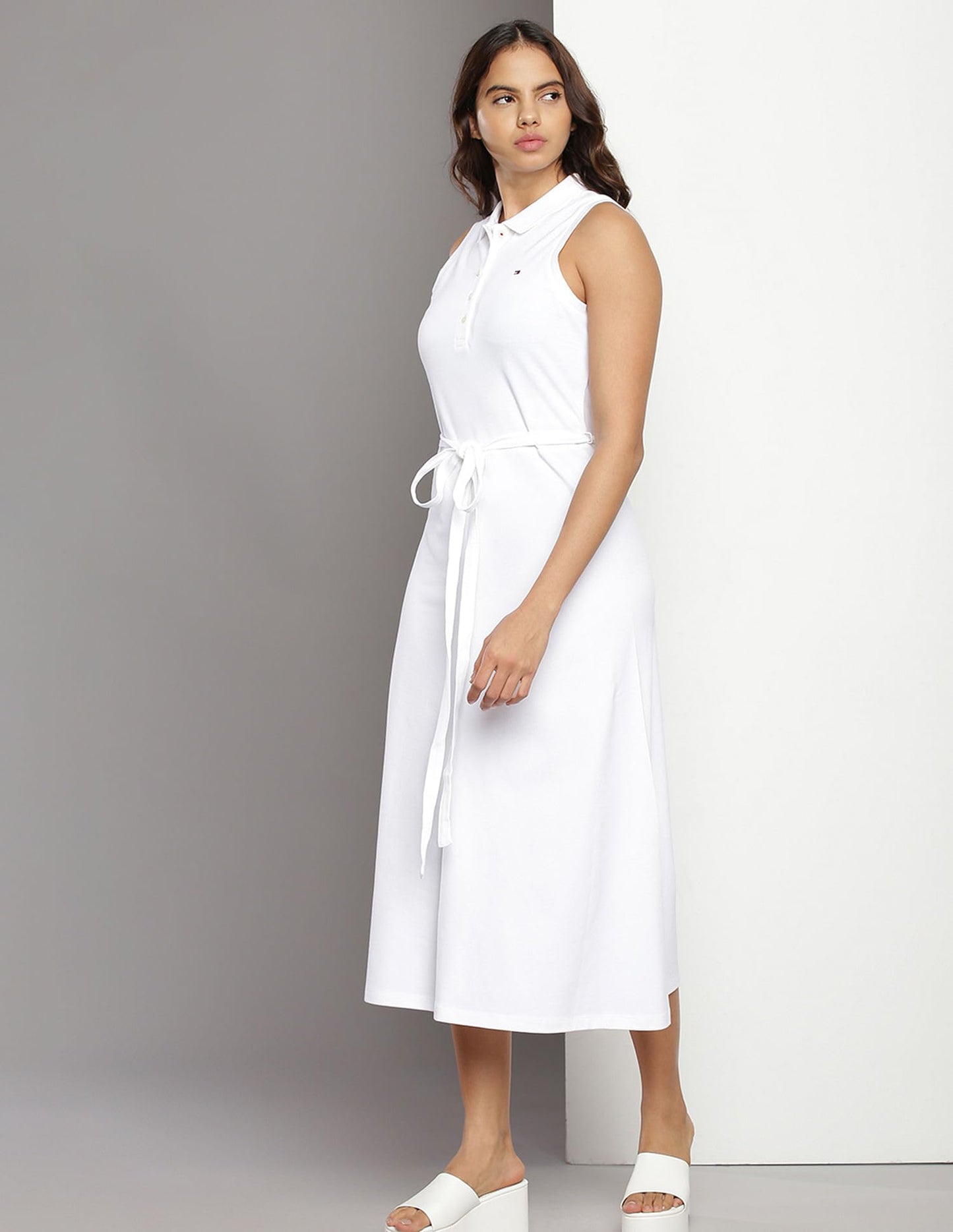 Tommy Hilfiger White Cotton Solid Shirt Collar Sleeveless Flaired Fit Women Dress (F23HWDR014) Size-L