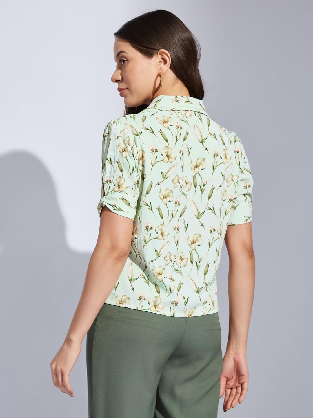 Latin Quarters Women Green Collared Half Sleeves Printed Shirt Blouse for Casual Wear_M