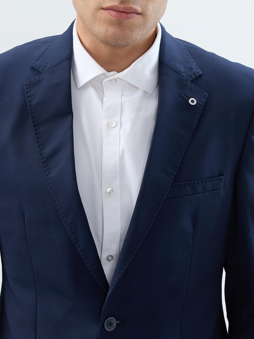 Raymond Men Contemporary Fit Solid Pattern Poly Viscose Blend Notch Lapel Flat Front Formal Suit Dark Blue