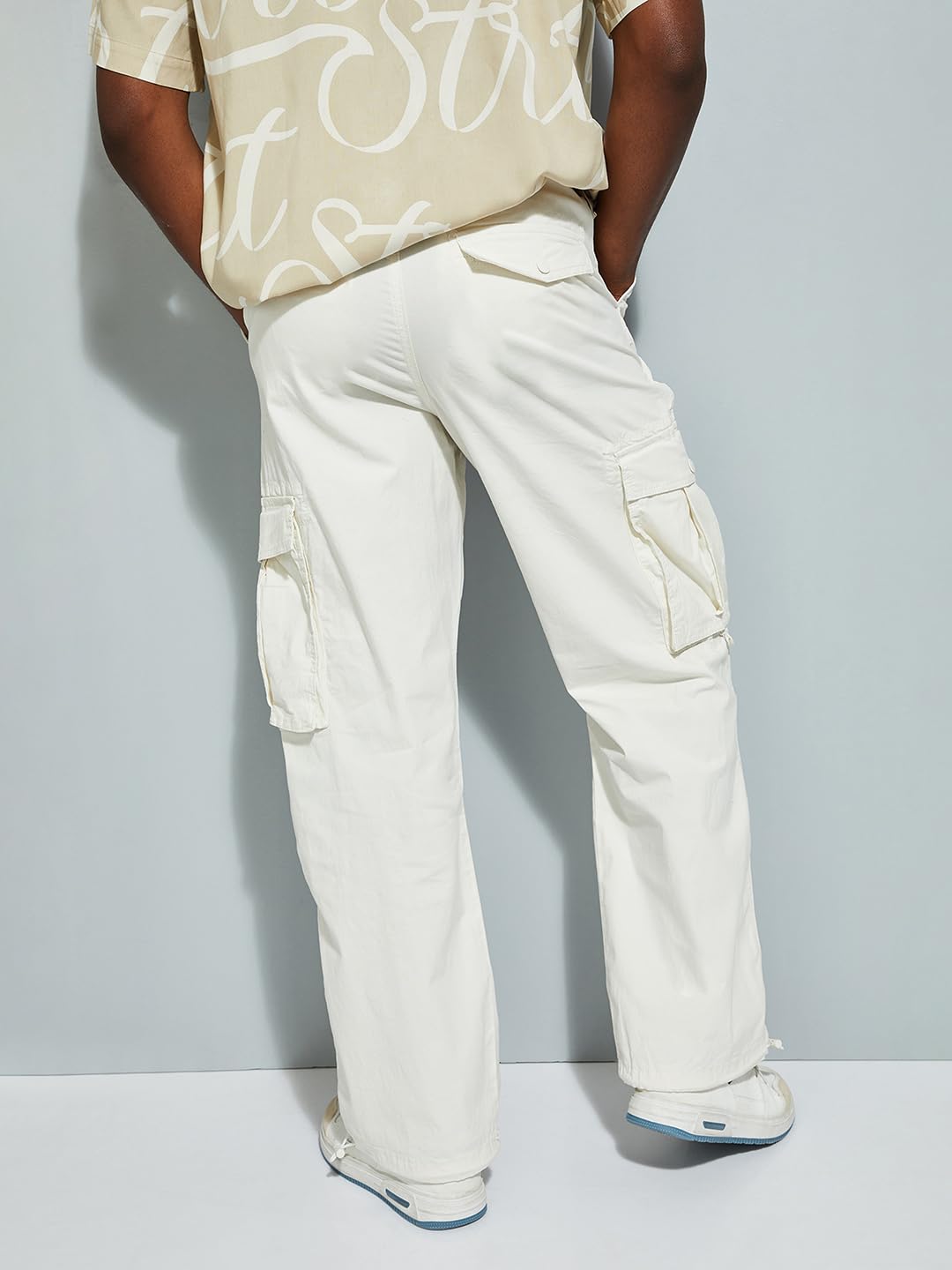 Max Men Mid Rise URB_N Relaxed Fit Parachute Cargo Pants (Off White_34)