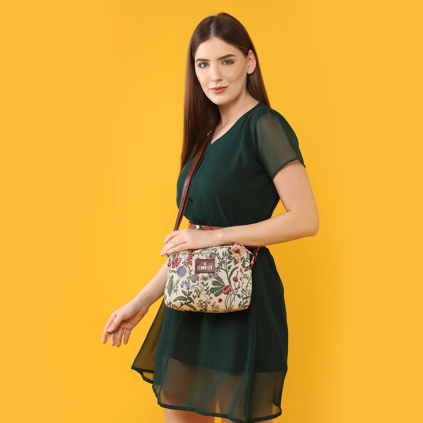 The Clownfish Adelina Series Sling for Women Faux Leather Casual Ladies Single Shoulder Bag for Women Crossbody Bag for College Girls (Beige)