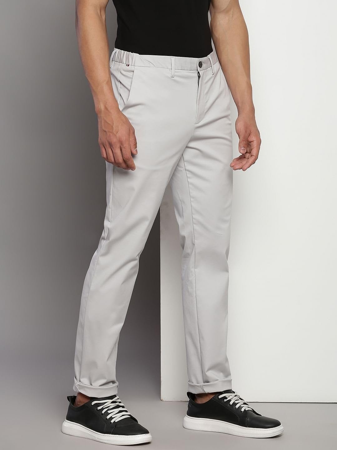 Tommy Hilfiger Regular-Fit Solid Mid Rise Chino