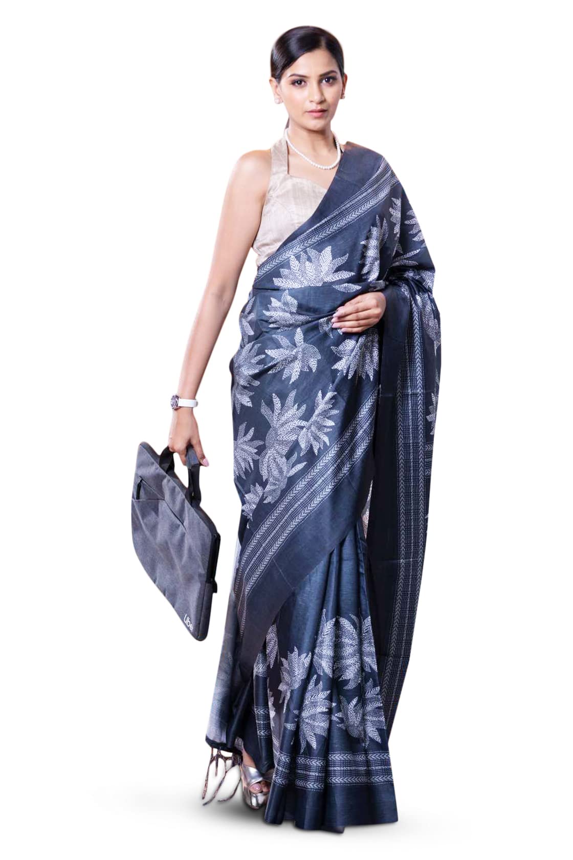 KARAGIRI Womens Digital Print Viscose Blue Saree With Blouse Piece