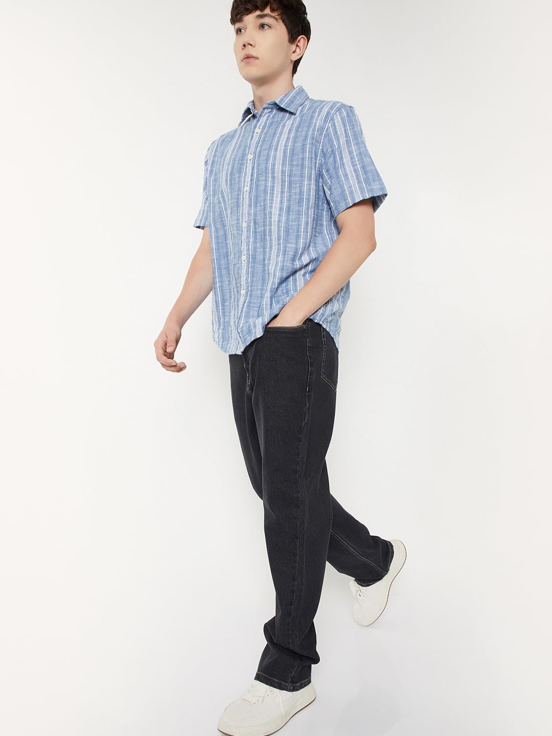 Max Men Washed Straight Fit Jeans (Black_28)