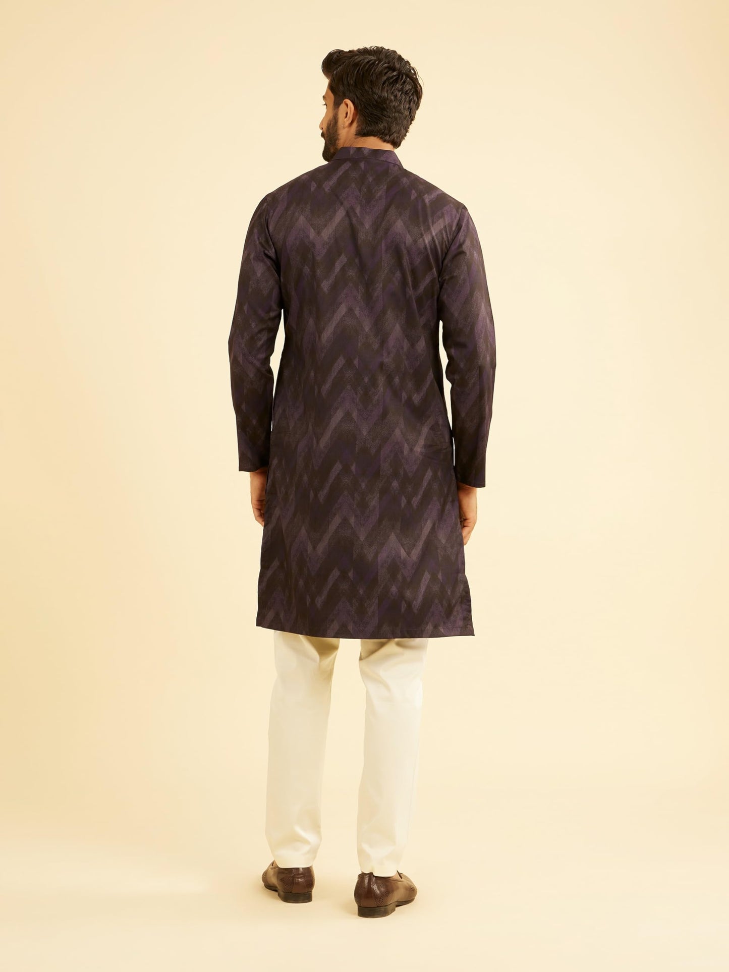 Manyavar Men's Spandex Chevron Patterned Kurta (Purple,XL)