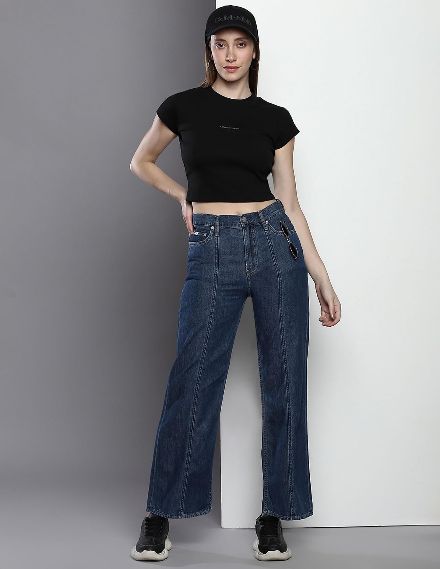 Calvin Klein Womens Blue Jeans (34)