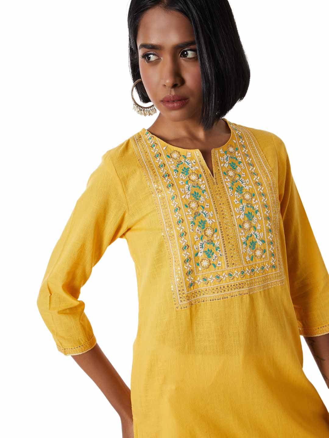 Max Women's Cotton Blend Regular Kurta