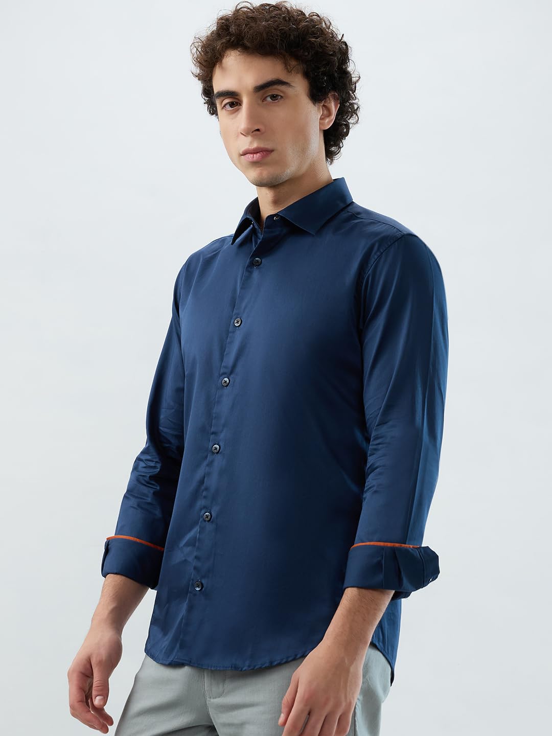 Park Avenue Men Slim Fit Solid Pattern Cotton Lycra Blend Semi Cutaway Collar Full Sleeve Casual Shirt Blue