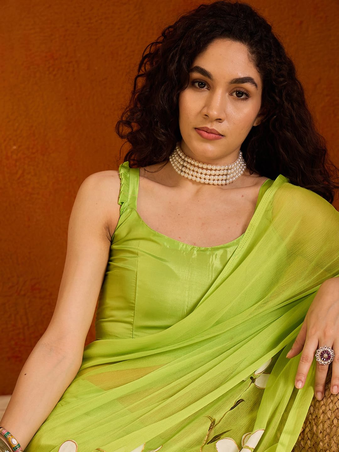 SAREE MALL Women's Light Green Chiffon Botanical Printed Saree With Unstitched Blouse Piece (PAINTING105_SU)