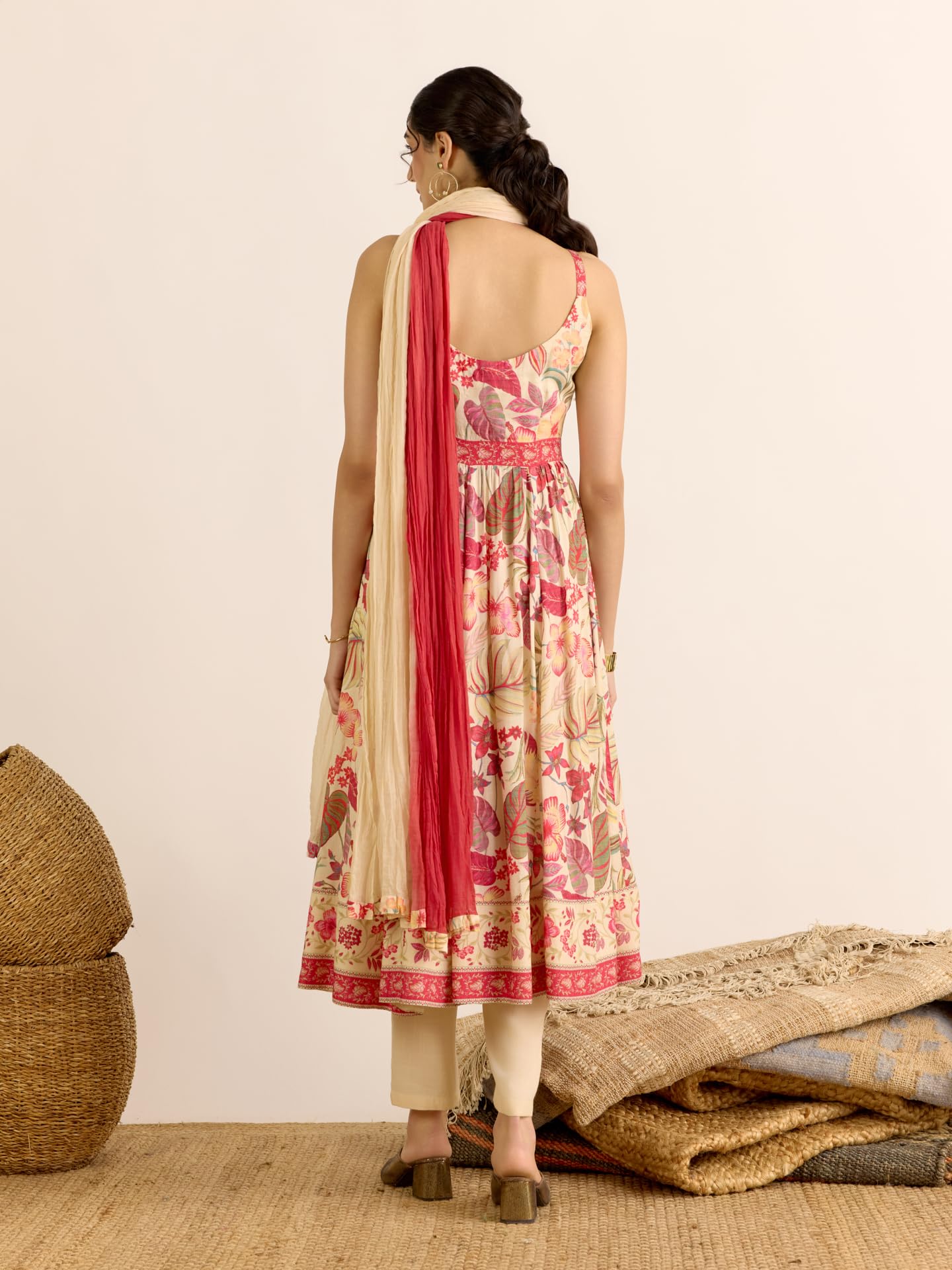 Aarke Ritu Kumar Ecru Aurora Kurta With Pant And Dupatta