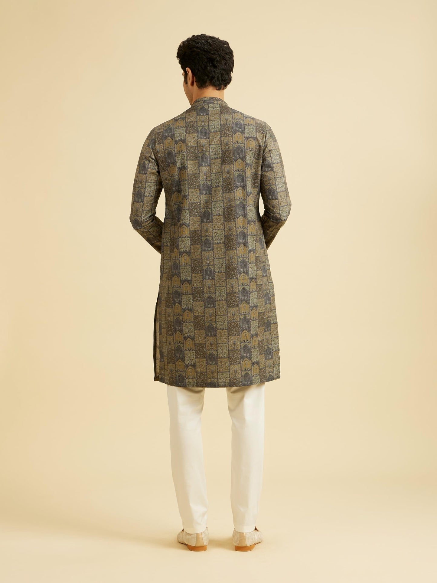 Manyavar Men's Cotton Digital Print Long Kurta (1pc)