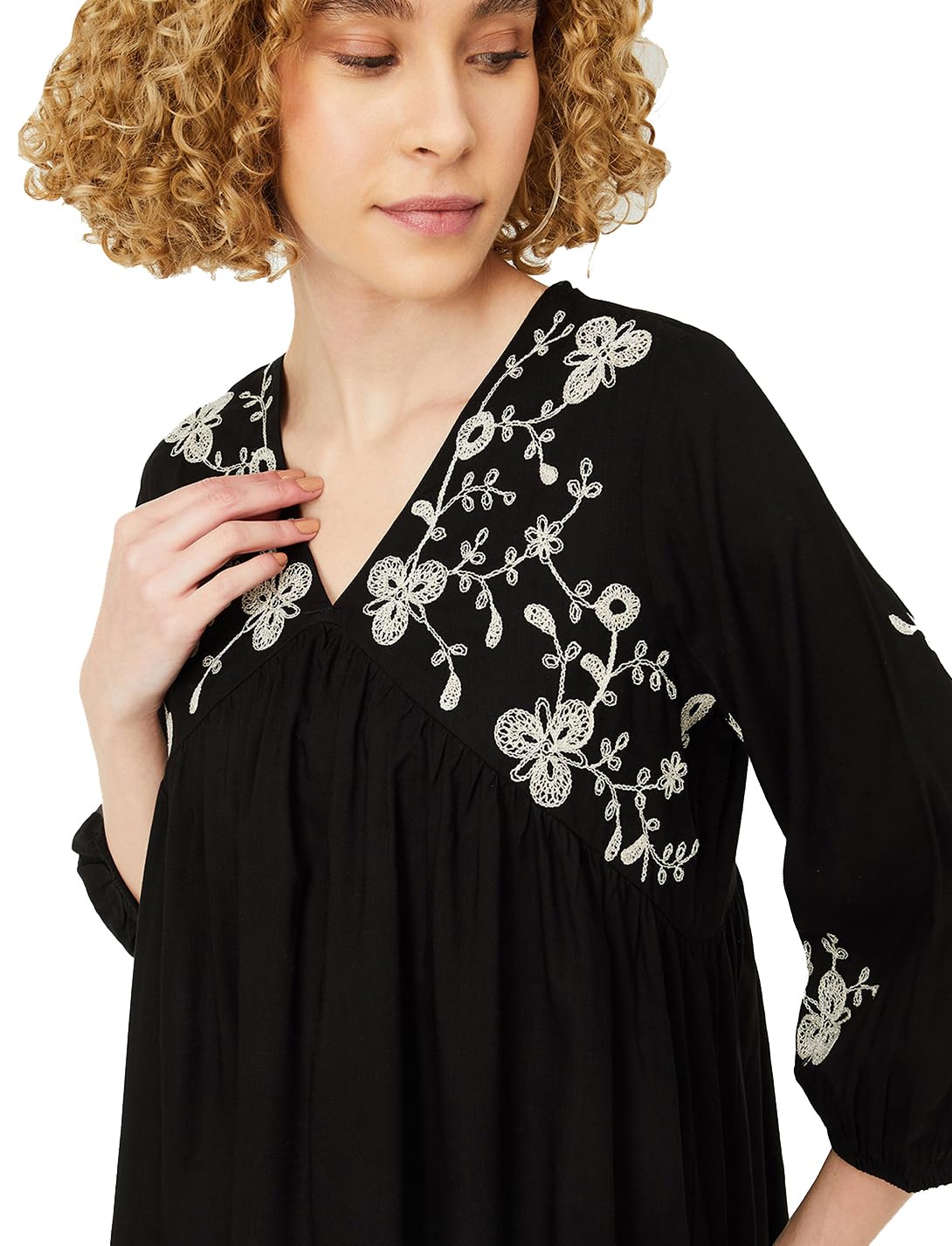 Max Women's Regular Fit Tunic (EMBSK42010BLACK_Black