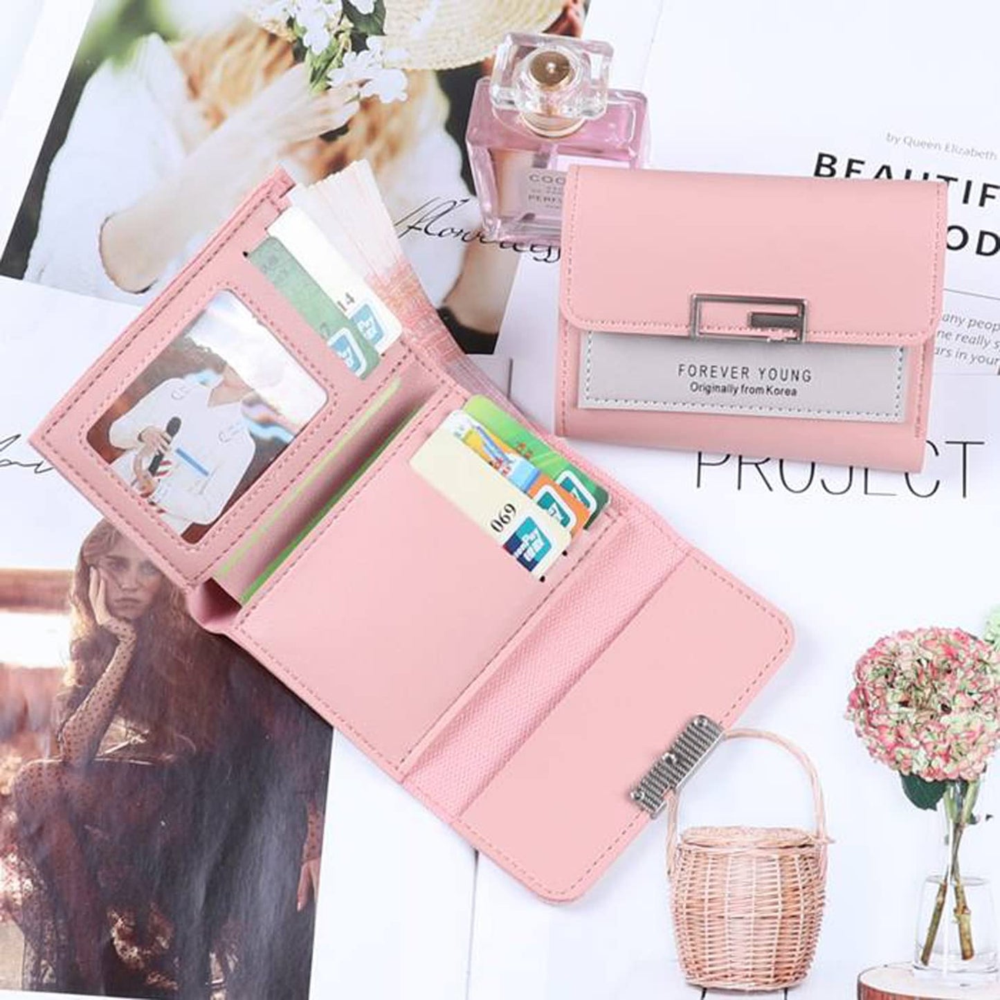 ARURA (LABEL) Women's Short Wallet Clutch Bag Three Fold Buckle Coin Purse Women's Handbag (Random Color)