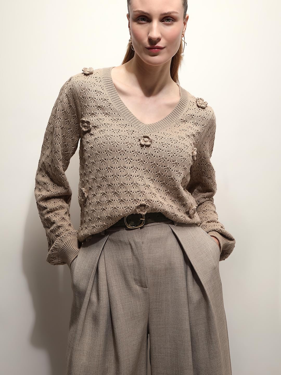 VERO MODA Women's Regular Fit Beige Sweater