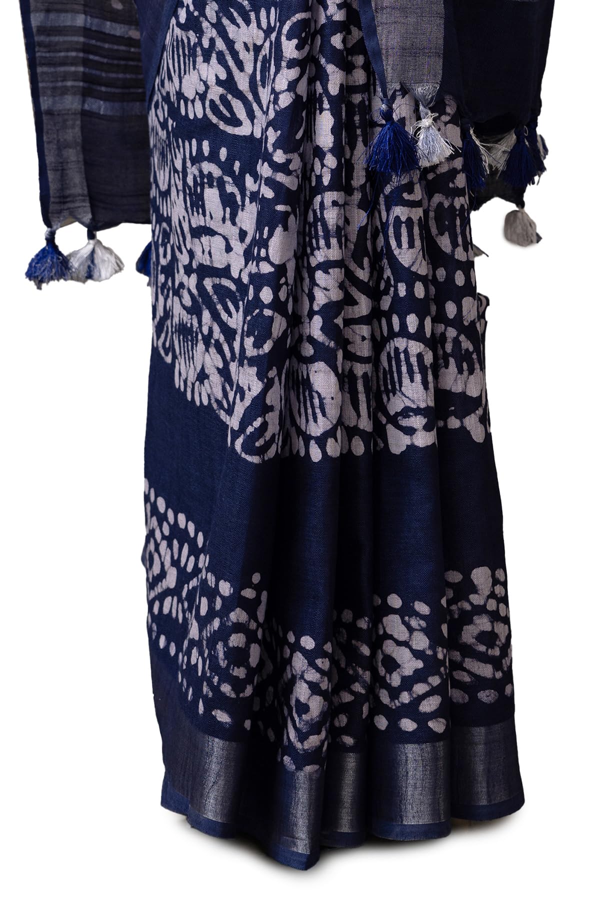 Soch Womens Navy Blue Linen Batik Print Saree With Tassels