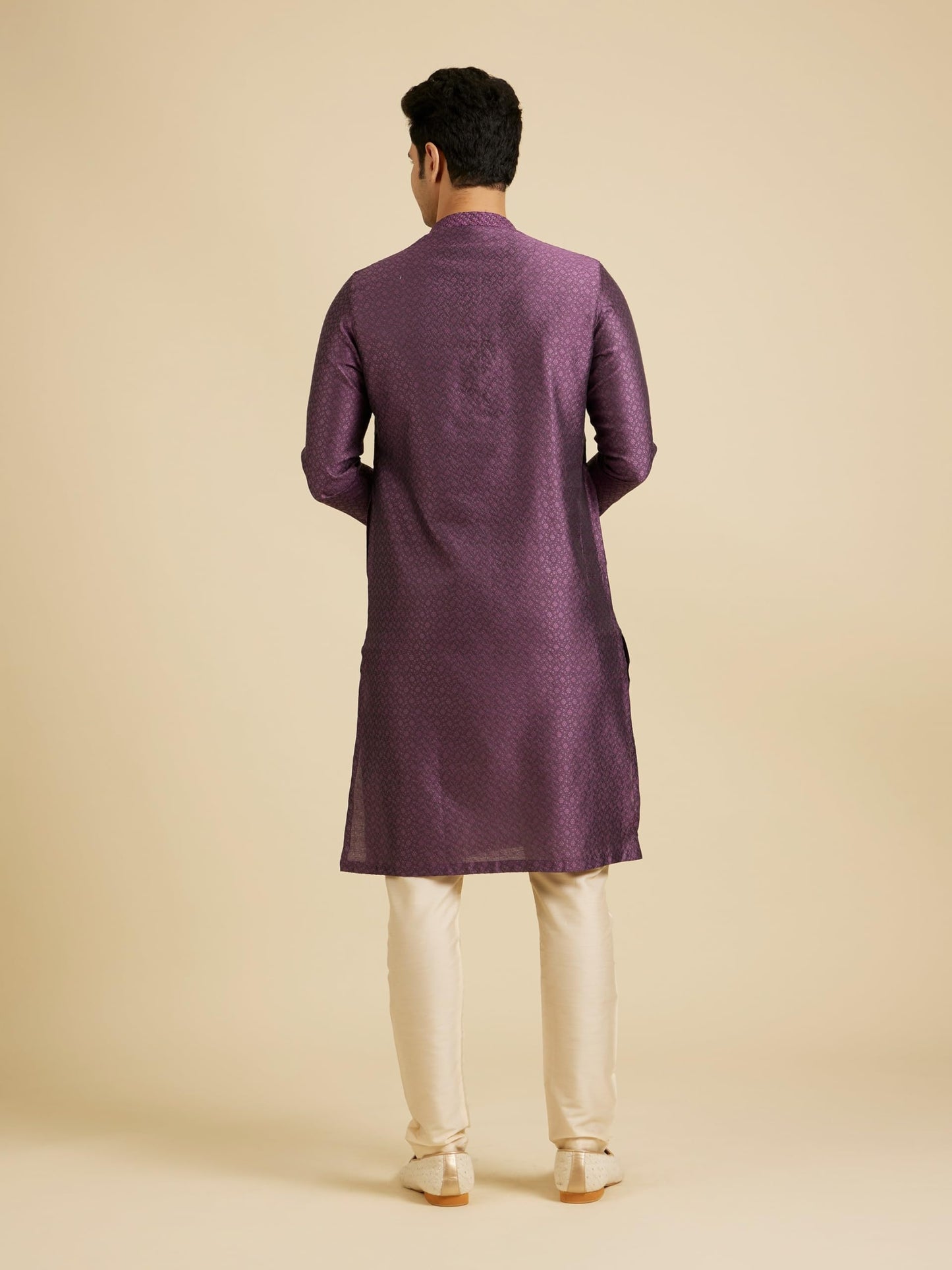 Manyavar Men's Viscose Blend Embroidered Neckline Kurta Pyjama Set (2pcs)