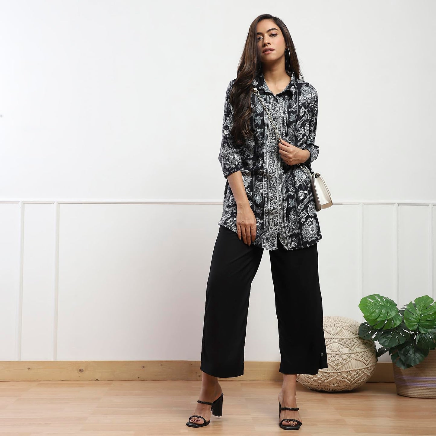 BIBA Women Regular Cotton Blend Palazzo Black