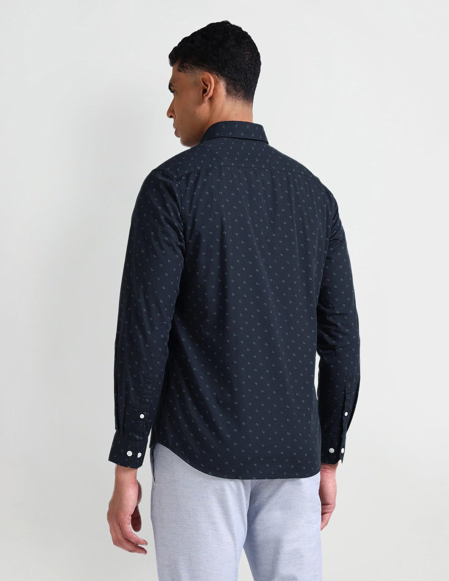 Arrow Sports Mens Blue Geometric Collared Neck Long Sleeve Men's Shirts (ASAEOSH1087_Blue_40)