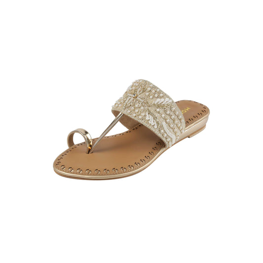 Mochi Women Gold Chappals UK/4 EU/37(35-2114)