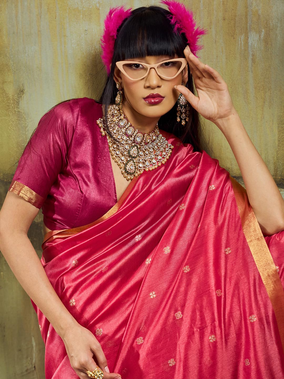 AKHILAM Women's Pink Silk Blend Zari butta Woven Design Tassels and Latkans Saree With Unstitched Blouse Piece | saree for woman | Designer Saree for Women