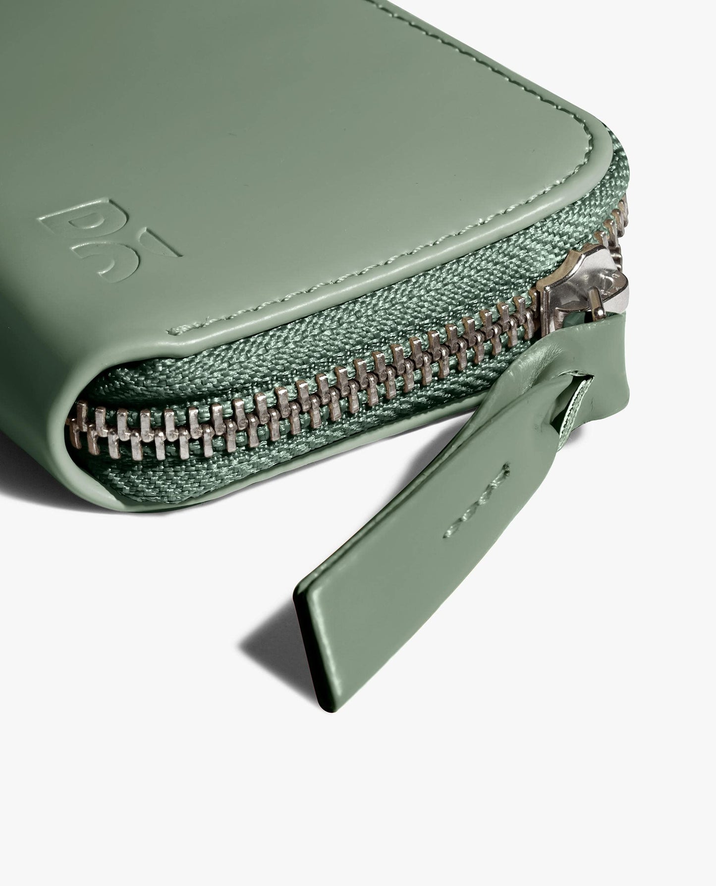 DailyObjects Sap Green Zipper Slim Card & Coin Wallet | Made with Vegan Leather Material | Carefully Handcrafted | Coin Pocket