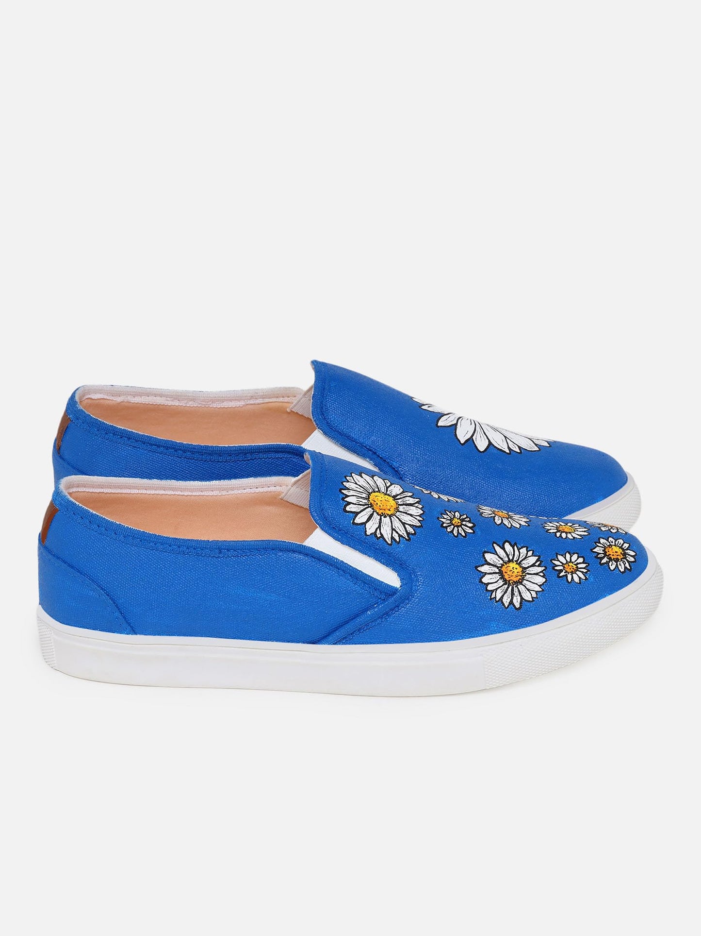 THE QUIRKY NAARI Blue Daisy Slipons with A Floral Touch | Blue