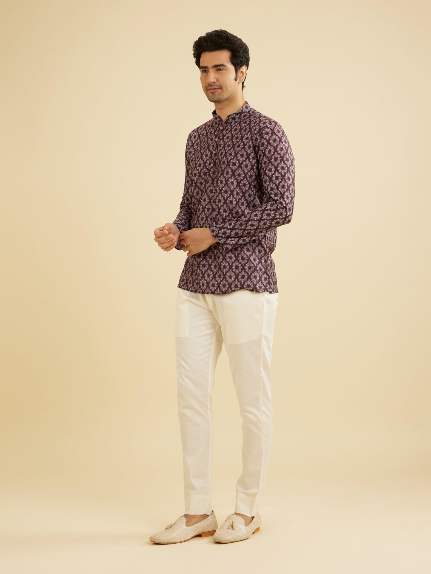 Manyavar Men's Cotton Digital Print Short Kurta (Wine,L)