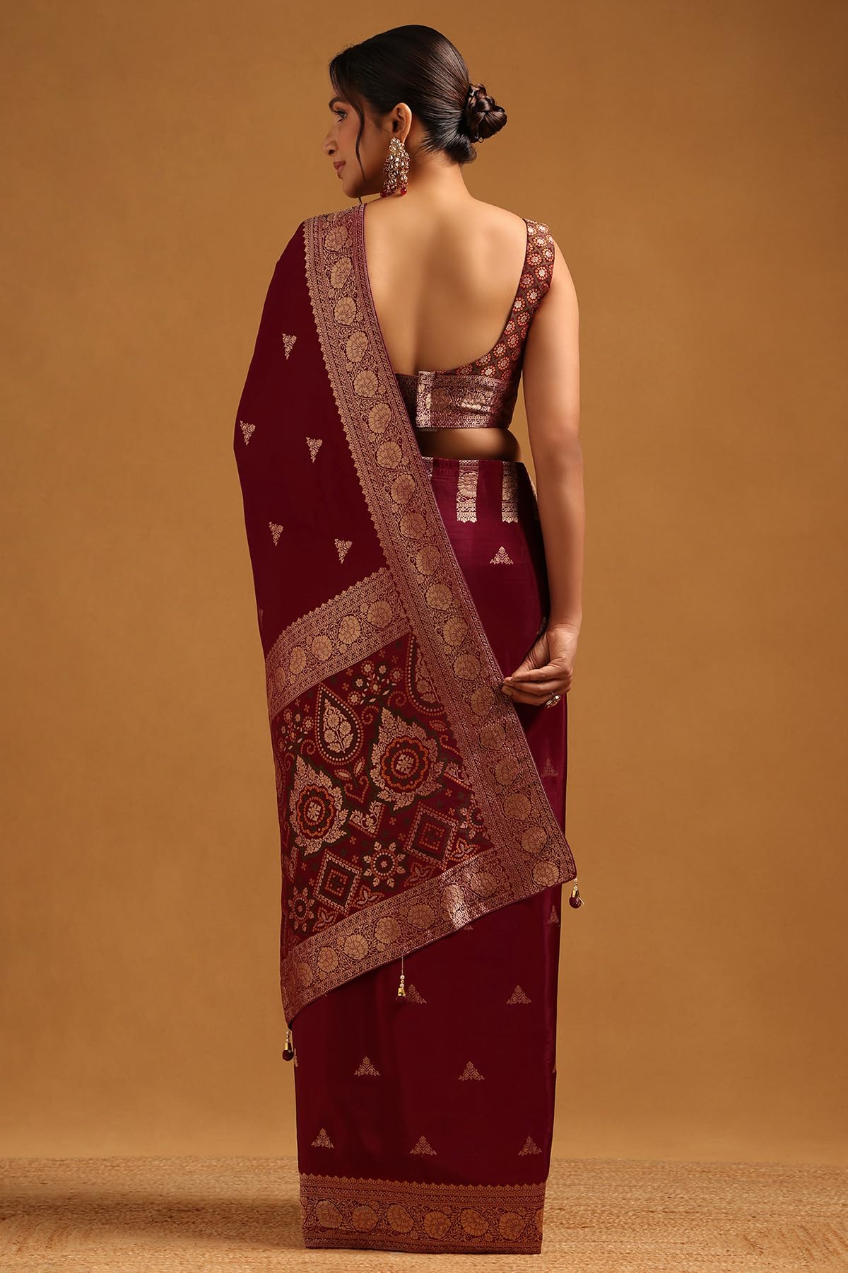Soch Womens Wine Dola Silk Woven Design Saree