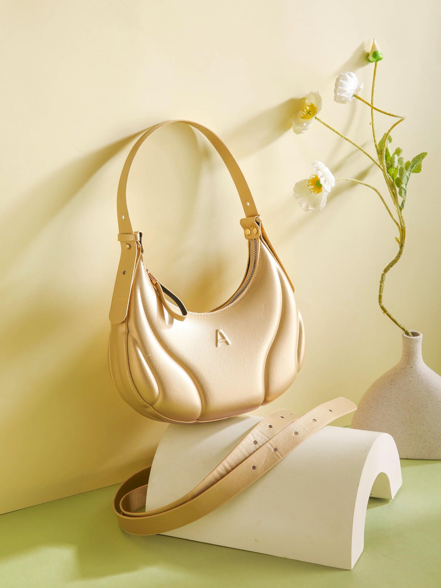 Diva Dale Trendy Spacious Party-Wear Cross-Body Sling Bag For Women (Gold)
