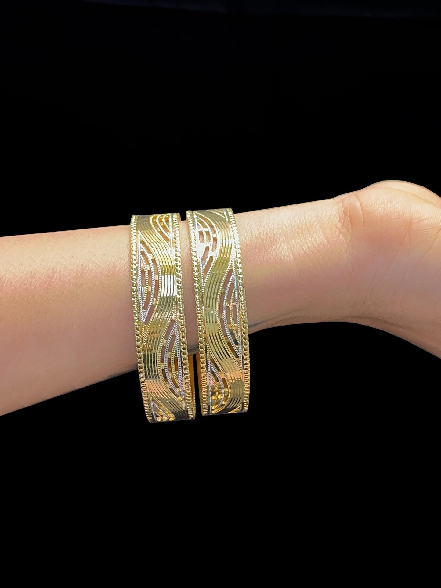 CYGNI BANGLES Elegant Gold-Plated Bangles for Women Traditional Design Jewelry (1 Pair)(F2-B-98)