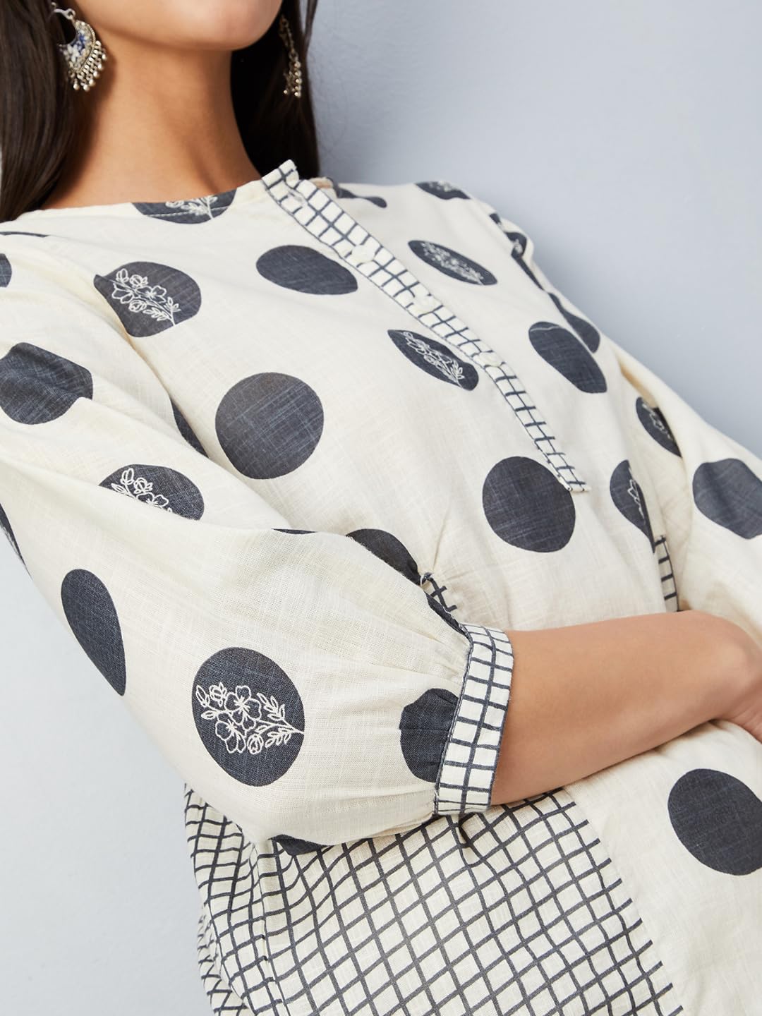 Max Women's Cotton Blend Regular Kurta (SFSKSU25MA_Grey