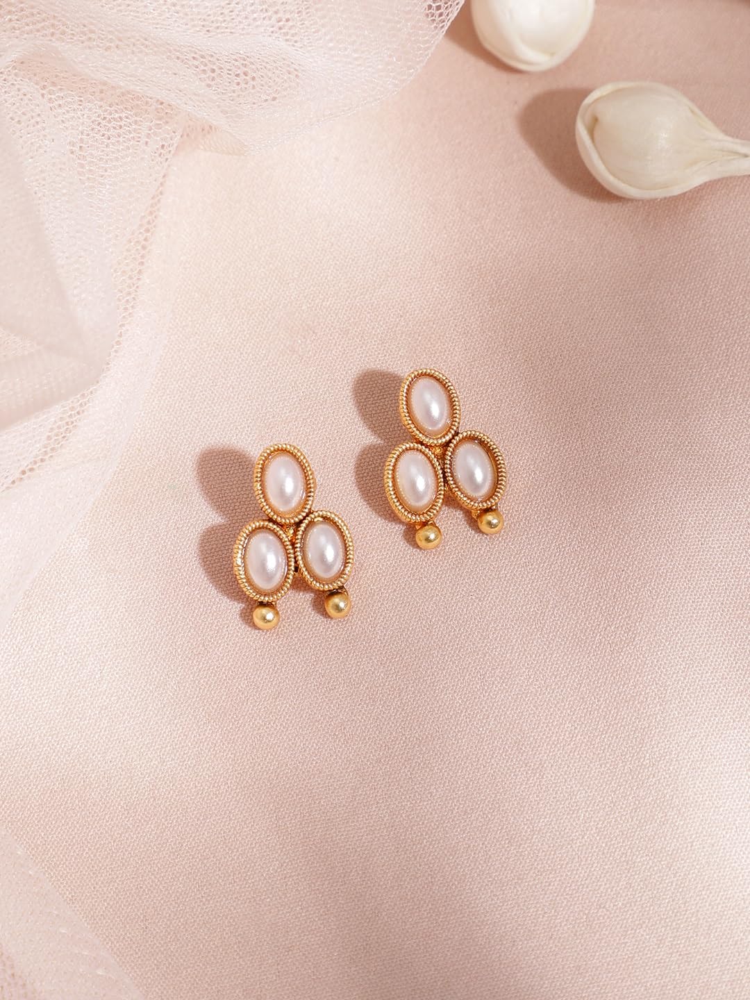 Rubans 22K Gold-Plated Handcrafted Artificial Jewelry Oval Choker Set with Pearl Studded And Matching Earrings For Women and Girls – Perfect for Weddings and Special Occasions