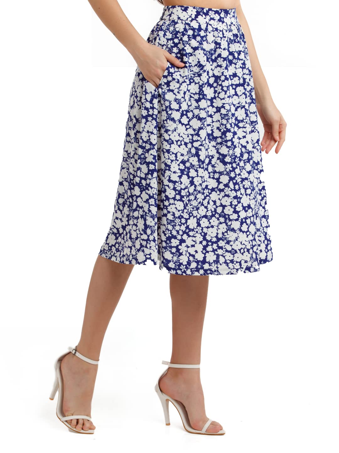 Zink London Women's Blue Printed Regular Skirt