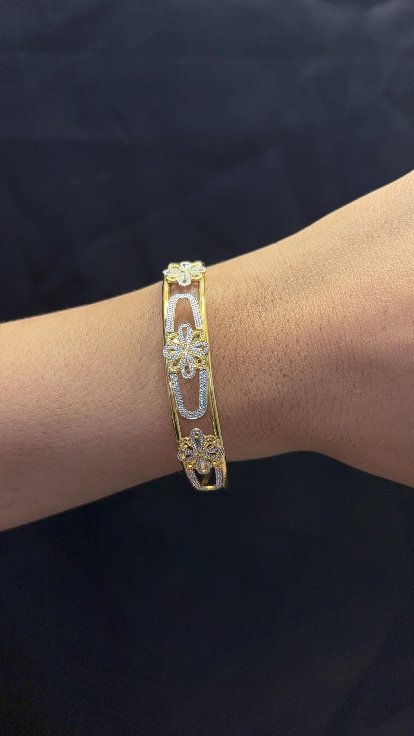 CYGNI BANGLES Womens Luxury Bracelets 18kt Yellow Gold Gold Plated CNC Bracelet for Women Traditional Design Froming Jewelry (LF-Yellow-05)