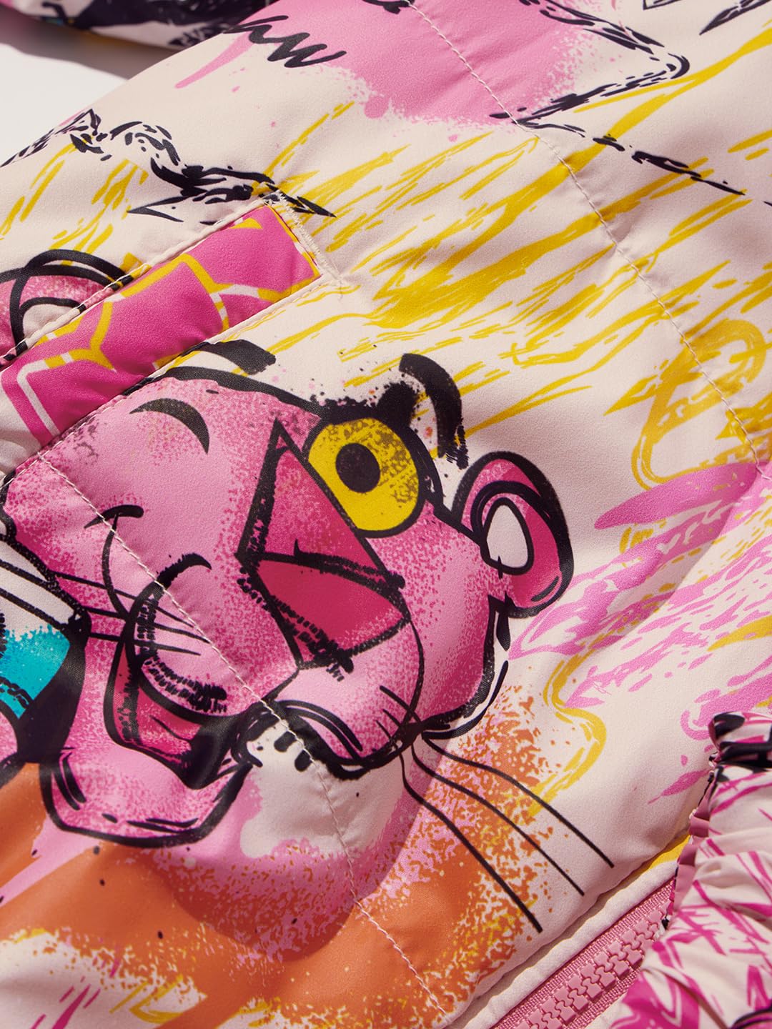 The Souled Store Reversible Puffer: Cool In Pink Women and Girls Full Sleeves Spread Collar Graphic Printed Polyester Regular Fit Lightweight Reversible Puffer Jacket