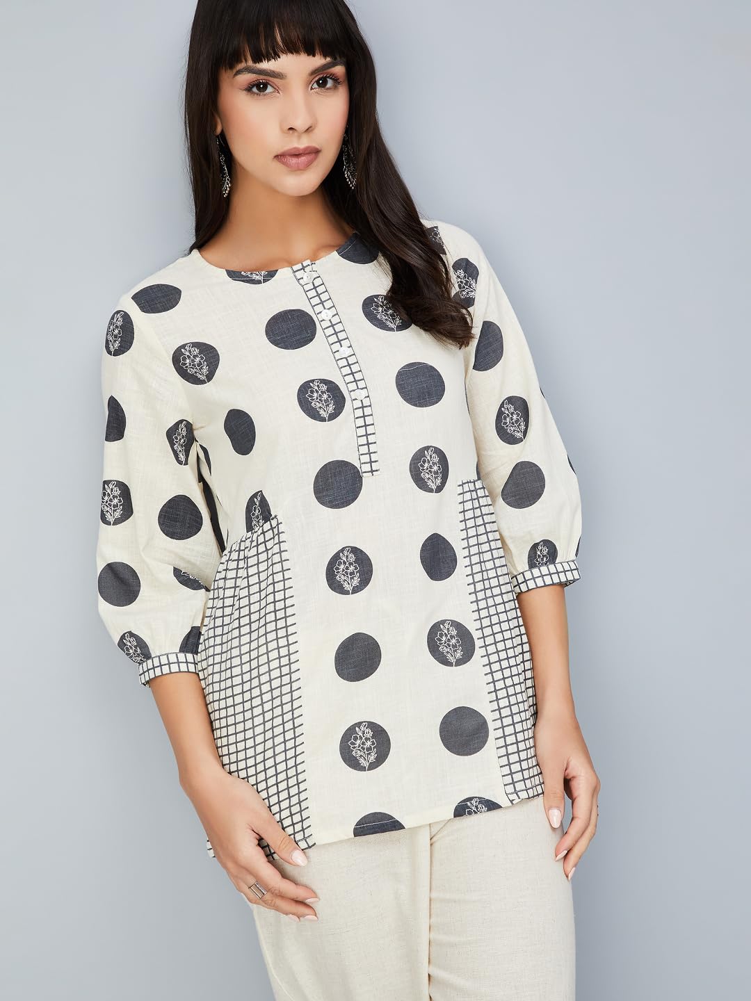 Max Women's Cotton Blend Regular Kurta (SFSKSU25MA_Grey